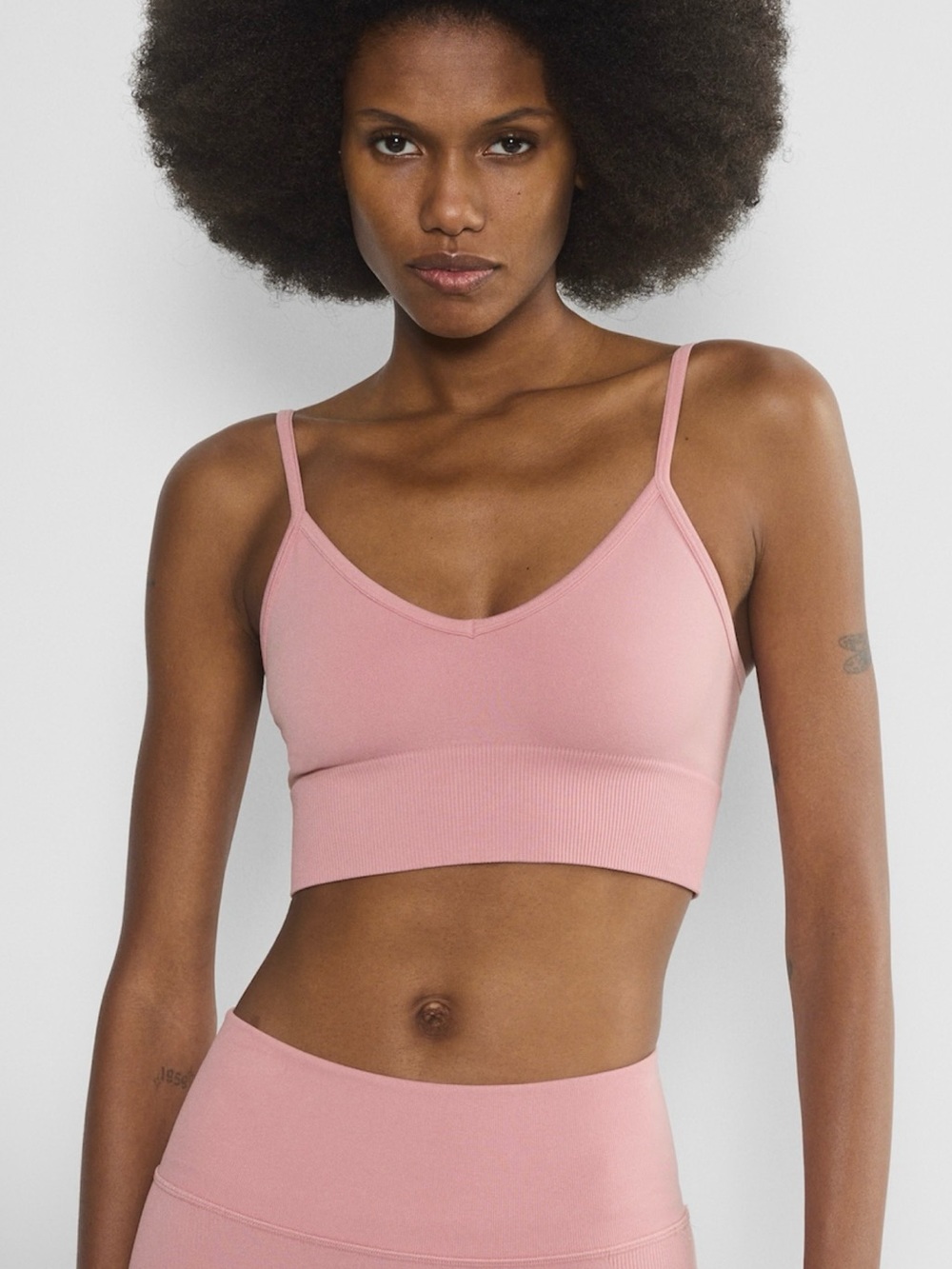 Aritzia TNA Golden Sports Bra
